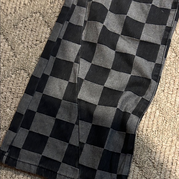 Checkered Black and Gray Wide-Leg Pants - Picture 4 of 9